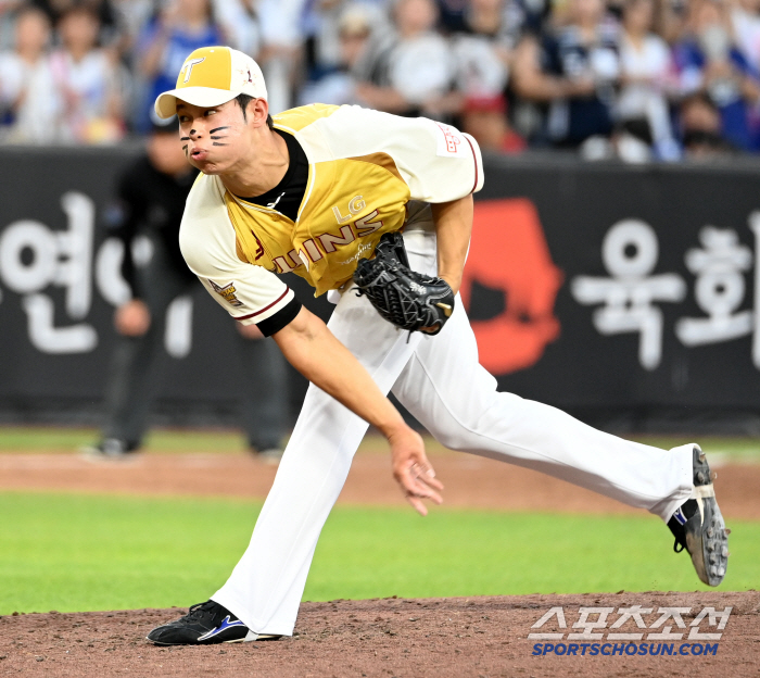 The unexpected income earned by a high school graduate who inserted 157 kilometers in the All-Star Game. Meeting with the best four-time champion pitcher. Surprised and confident as I thought it would be.