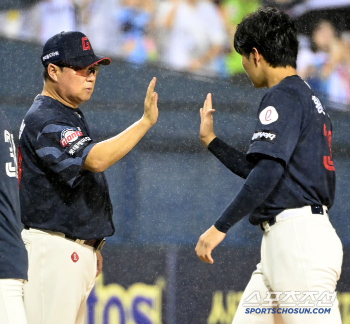 bullpen ERA 0.68. Hong Min-ki, who tied LG's left hand tightly for two consecutive days. Get hold and belief index up If I can't block it, it might flip