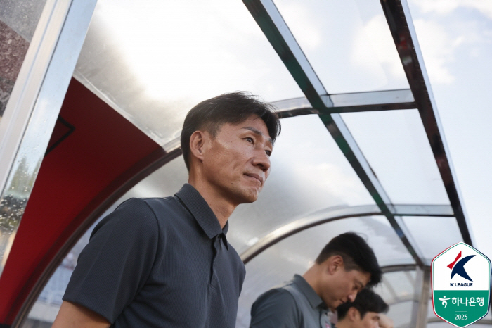 Coach Lee Young-min's mistake, which gave all the credit to the players, was filled by the players