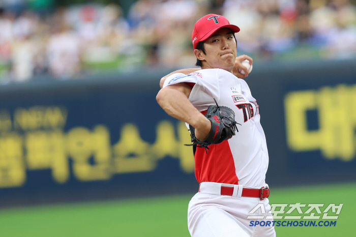 How was the return match for the first time in 417 days with the best 151km KIA left-hander ace...Thank you, Wisdom! be completely defeated