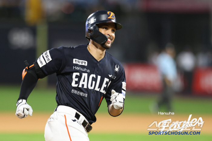 HYUNJIN! You have to win...All allegations of full-time non-regular workers have exploded...Hanwha and KT have scored 10 points and have won 9 consecutive games 