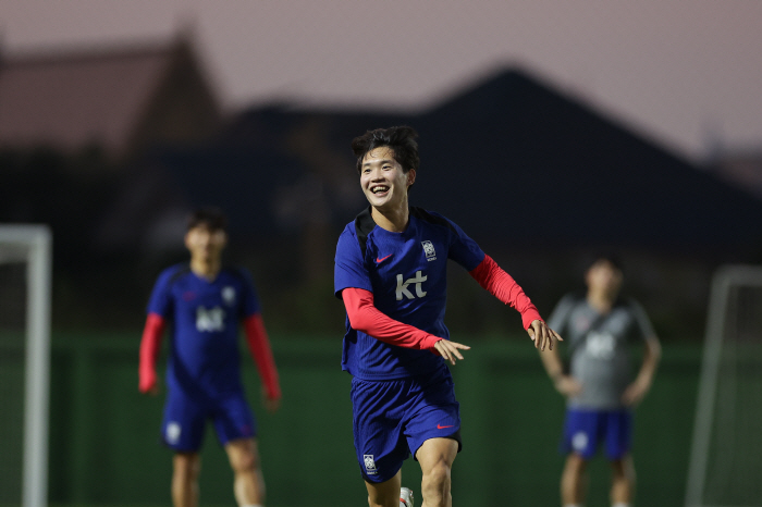 Is it the wrong meeting? Jung Ho-yeon's continuous ordeal, MLS bench → Cross ligament rupture season out