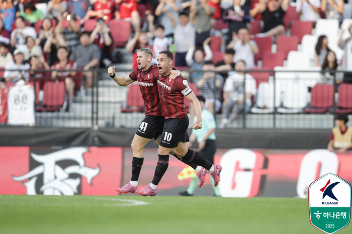 Montagno Hat-Trick Bucheon Jumps 53 wins, 6 games undefeated, and 3rd place against Asan, Chungnam after a slugfest 