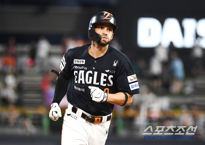  Liberato, confident and two-run shot