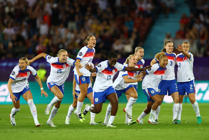 Hate remarks as women's livestock grows ↑ Courageous voices of female athletes who hung up on SNS ahead of the semifinals of the 女 Euro