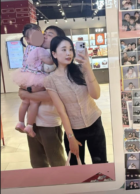 I became the father of the 16th Gwang-soo and ♥ 22nd Hyun-sook daughter as a solo artist..a kiss in one's arms