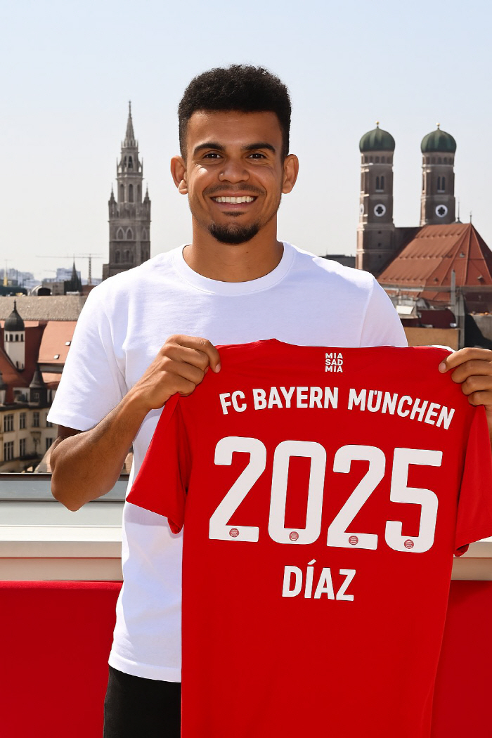 Liverpool! Crying! Munich Key Strikers Shock to Bayern Munich...Proposed revision of transfer fee of 100 billion → 129 billion