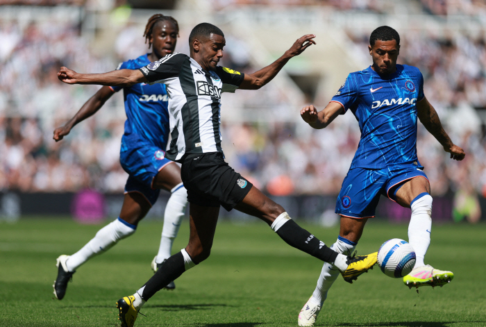 Not Liverpool, but Al Hilal! As much as 210 billion won → negotiations to recruit Alexander Isaac...Newcastle reinforce offense in preparation for ace departure
