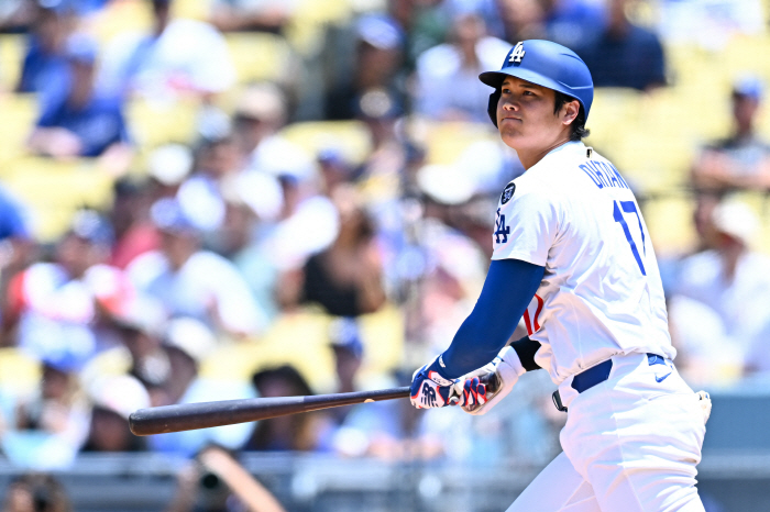 Oh no! NL home run leader has changed, ARI giant Suarez 3435 consecutive at-bats exploded as Ohtani hit 34