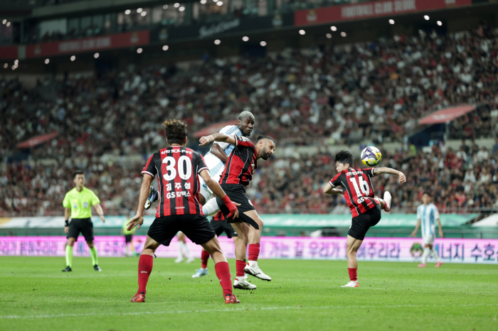 EPL Awakens In Brazil's Gap, Wonder Goal in the Top 5 of Lingard's Soccer Life...Tears were too short for the first K-League return match in 2444 days