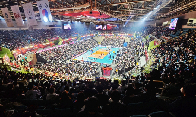 Goal of transition from daily physical education to professional physical education...Volleyball Association Participates in 432 Teams Nationwide in Division League