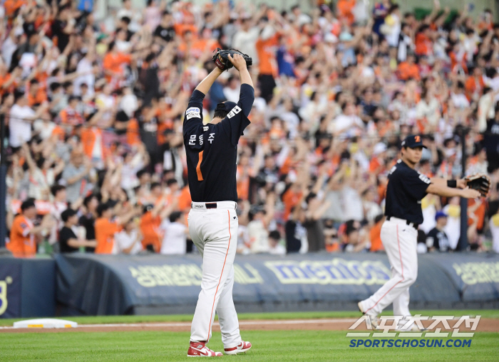 Liberato Super Catch! Thank you! Moon Dong-ju, 158km bang! 8 wins are required → Hanwha's 10th consecutive win is also close