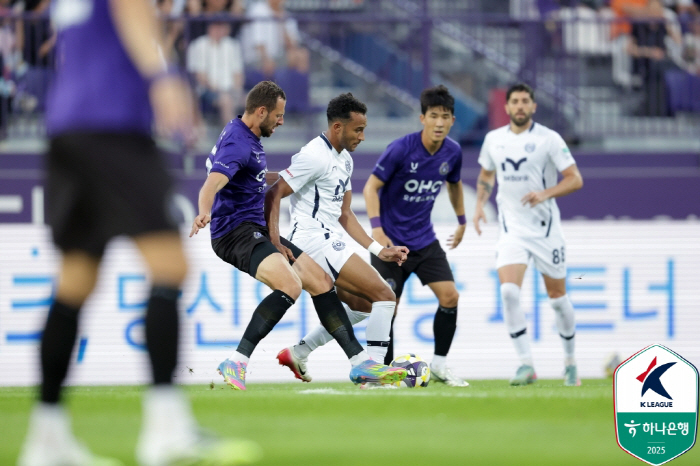 Kim Bo-kyung's fantasy FK goal FC Anyang escaped for three consecutive losses, and Cao left → 12G winless Daegu FC 40