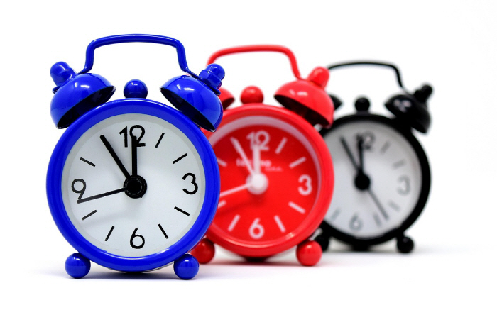 The research team works four days a week, improving worker productivity and improving health