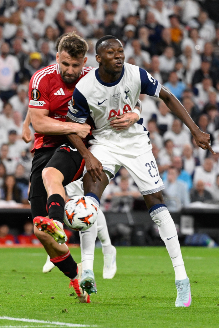 Son Heung-min is the true captain!→The best person I've ever met in my football life... A colleague's heartfelt praise for Tottenham legend