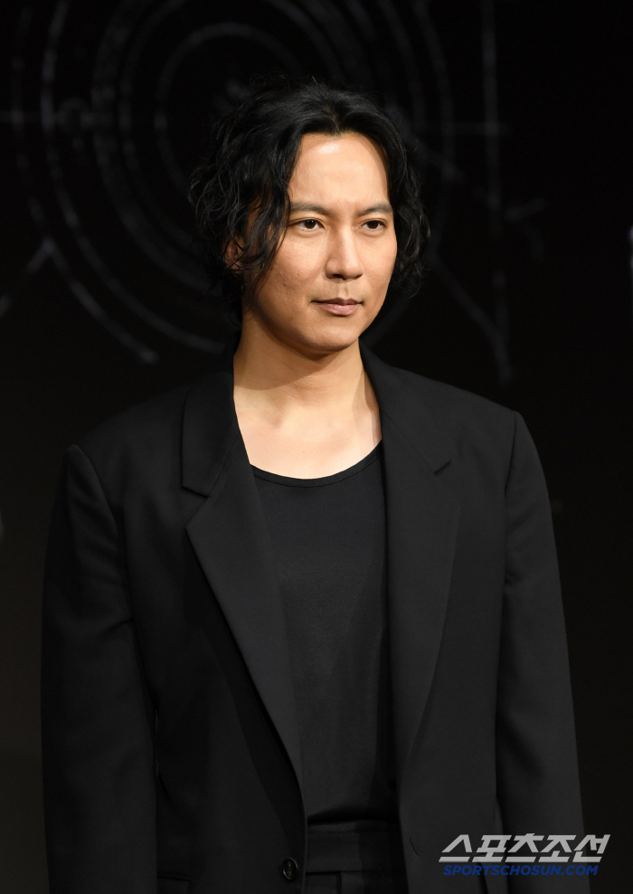 Trigger Kim Namgil, understated action digest..It's different from other actions