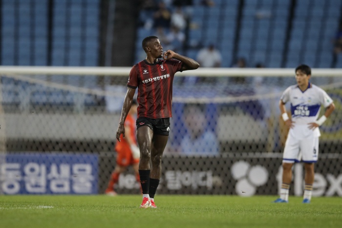 Wonder Goal Breaking the Jinks Seoul Lingard Picks K League 1 22nd Round MVP