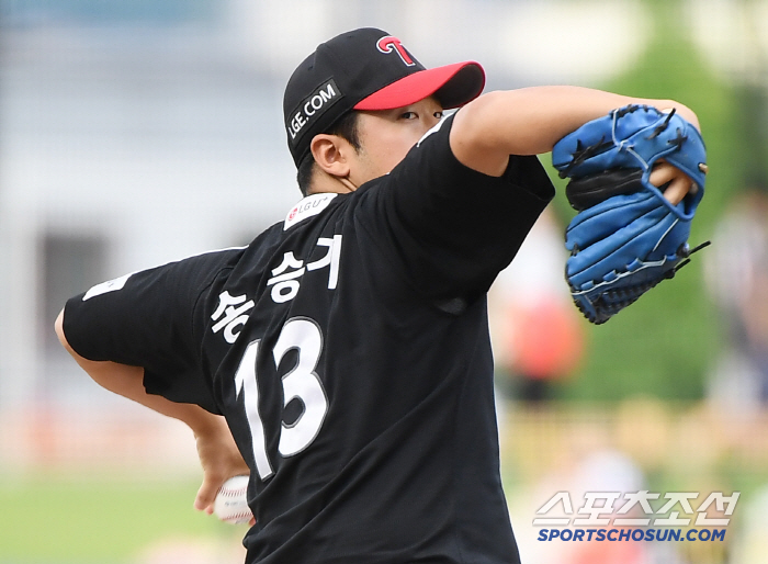 Yoo Young-chan, Lee Jung-yong, Hae-young, Jo Sang-woo, must-win day of collapse. 40 → 47 → 97 Park Hae-min's three-run tie, Kim Hyun-soo's come-from-behind hit. Veteran players kept second place in LG