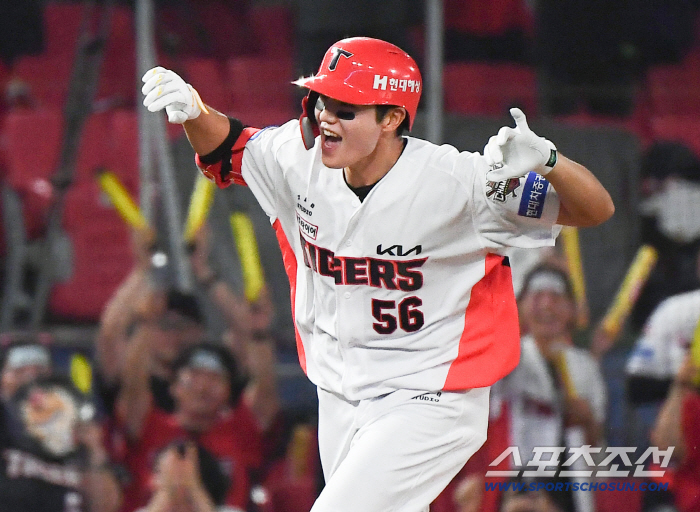 40 → 44 → 64 → 65 Moon Bo-kyung's 10th two-run shot saved another person. LG is going to catch Hanwha for three consecutive wins now