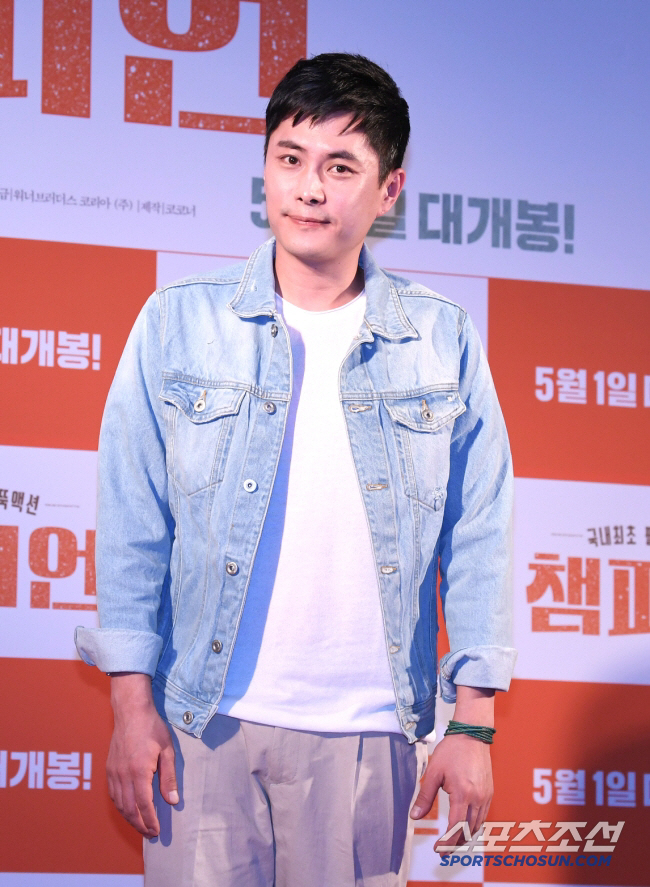 Lee Ki-chan, Song Hye-kyo. I still can't forget. I wanted to be close, but I got off right away (RAS)