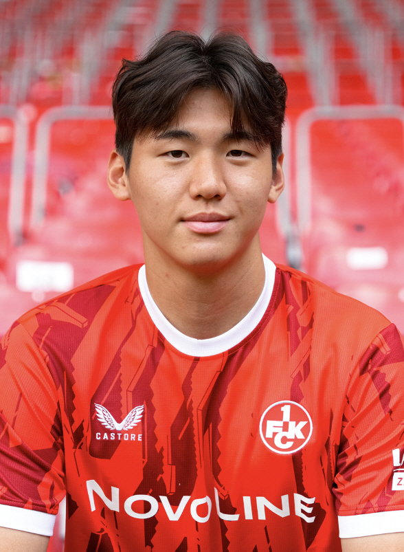 The youngest Premier Leaguer Kim Ji-soo to transfer to Kaiserslautern on loan...The reason why I gave up on home ground road
