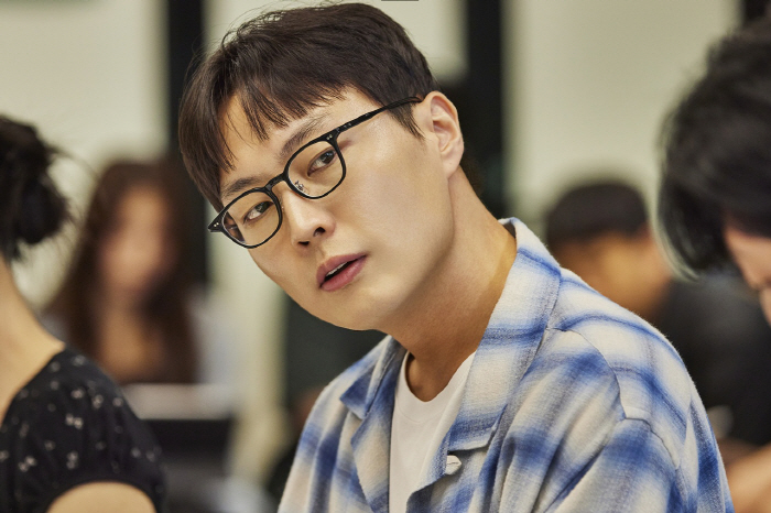  Park Ji-hoo → Roh Jae-won is coming..Our school is back with 2K zombie items