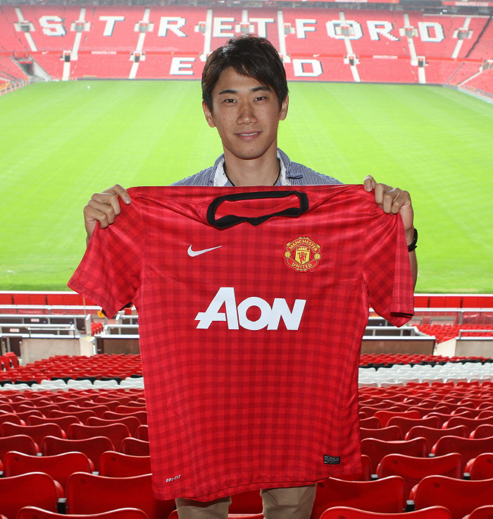 Park Ji-sung failed to replace him thanks to the crazy recent situation of Japanese superstar who failed at Manchester United, and his European experience of perfecting himself at the age of 36