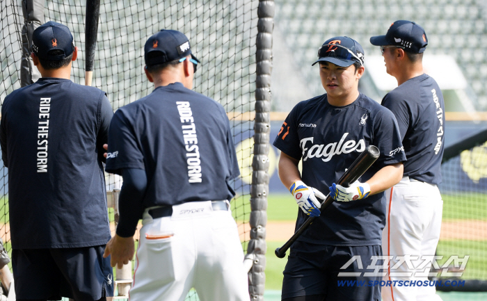  Moon Hyun Bin's batting sense is adjusted