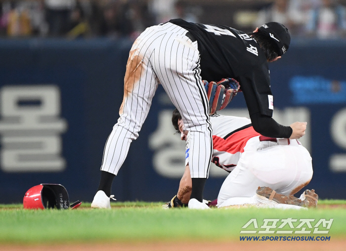  Park Chan-ho in pain