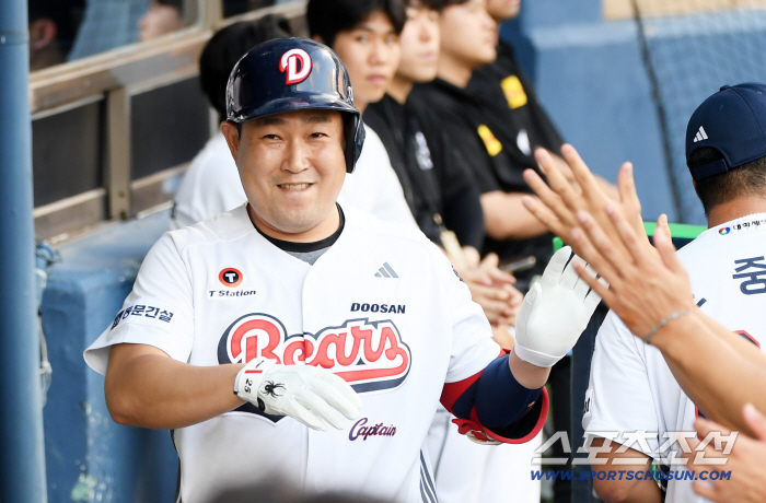  Solo Four Doosan Yang Eui-ji smile