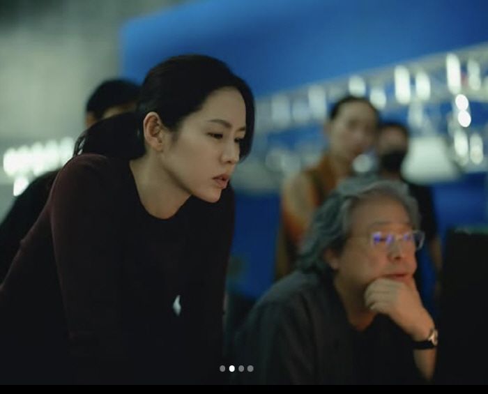Son Ye-jin ♥ Hyunbin and Organic Life...She's so pretty. I'm amazed by her 43-year-old beauty