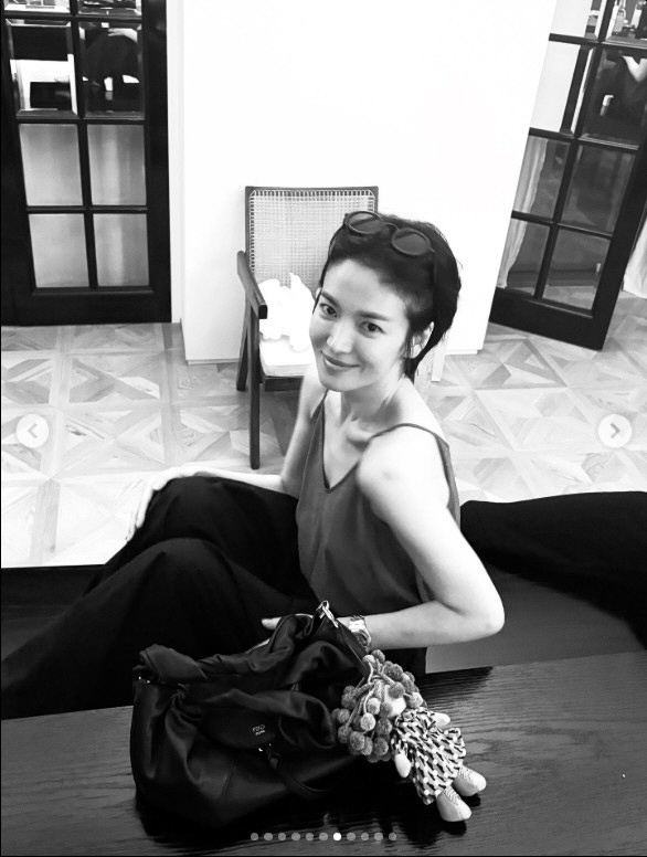 Song Hye-kyo Radiates Summer Charm with Iconic Short Hair Style