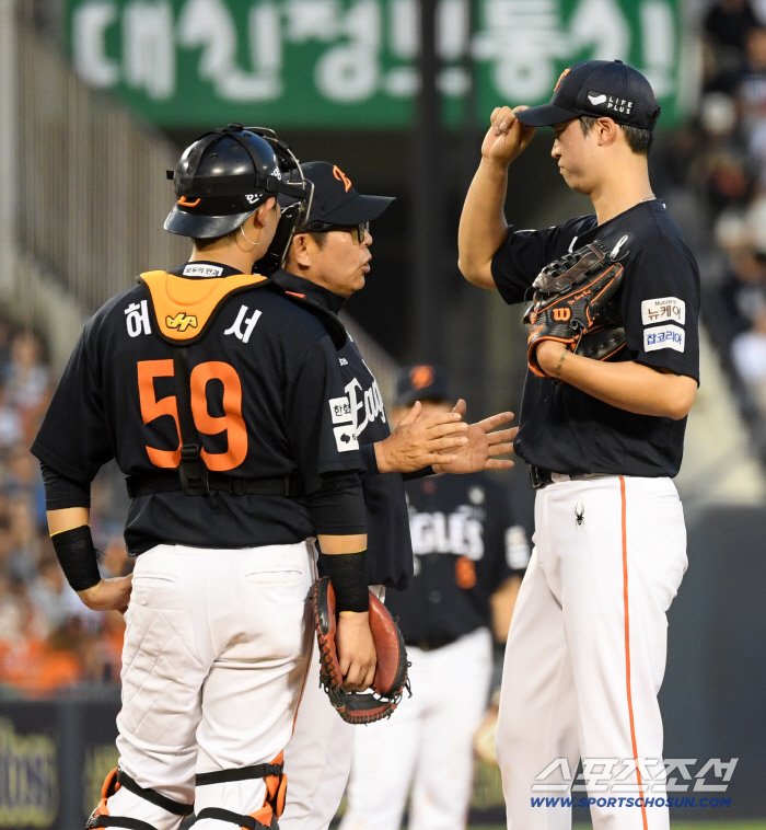 7.8 billion FA, wasn't switching to the bullpen the answer…2 perfect innings → ⅔ 6 runs What's the solution?