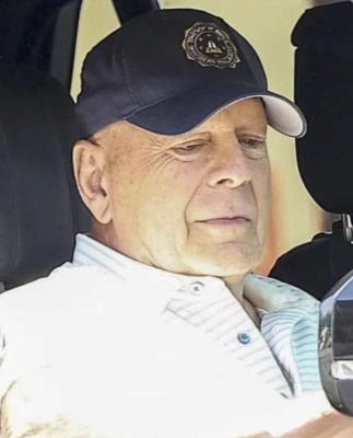 Bruce Willis, you don't know who you are..a rapid deterioration in health