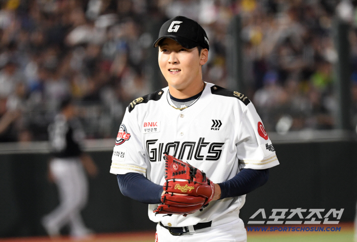 Desperate to think about whether to take the mound again or not, it is worth 10 hold trials in two years when he won 10 games in just three years