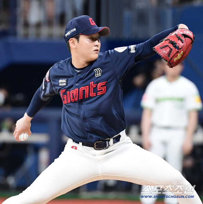 Desperate to think about whether to take the mound again or not, it is worth 10 hold trials in two years when he won 10 games in just three years