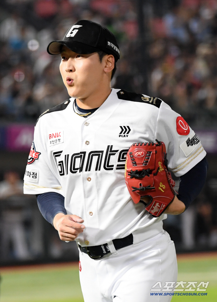 Desperate to think about whether to take the mound again or not, it is worth 10 hold trials in two years when he won 10 games in just three years