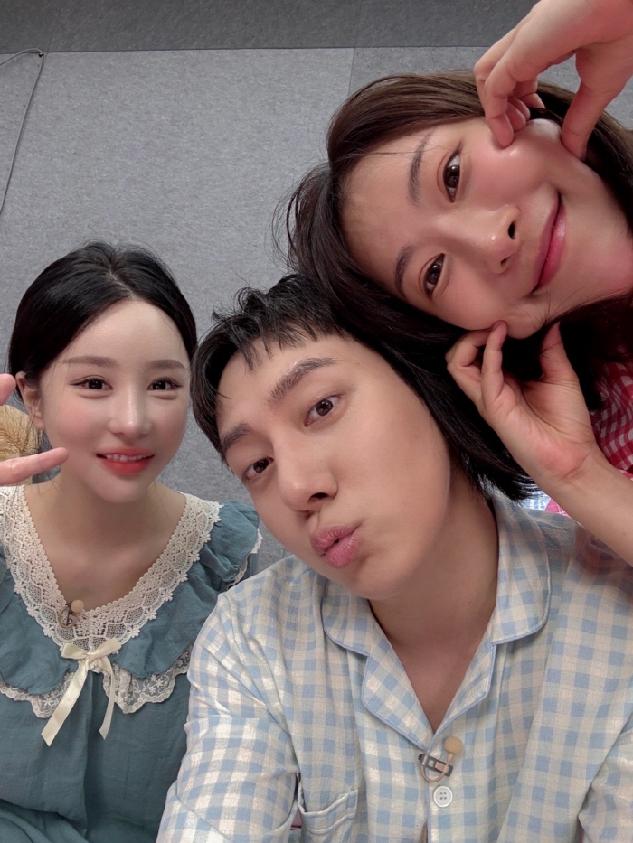Lee Se-young revealed her breast surgery, and she received a proposal from the head of the plastic surgery consultation office for 30 million won