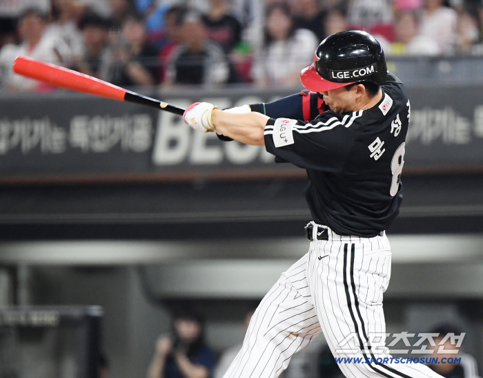 LG scored eight points in the top of the eighth inning of the Mega Twin Spo, KIA sweep → four consecutive wins. KIA bullpen collapsed again after 6 scoreless innings as a major pitcher. The distant second place. 