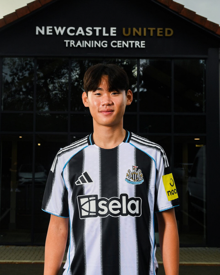 Korea's historical announcement is made! Park Seung-soo, an 18-year-old prospect, joins Newcastle in a surprise move