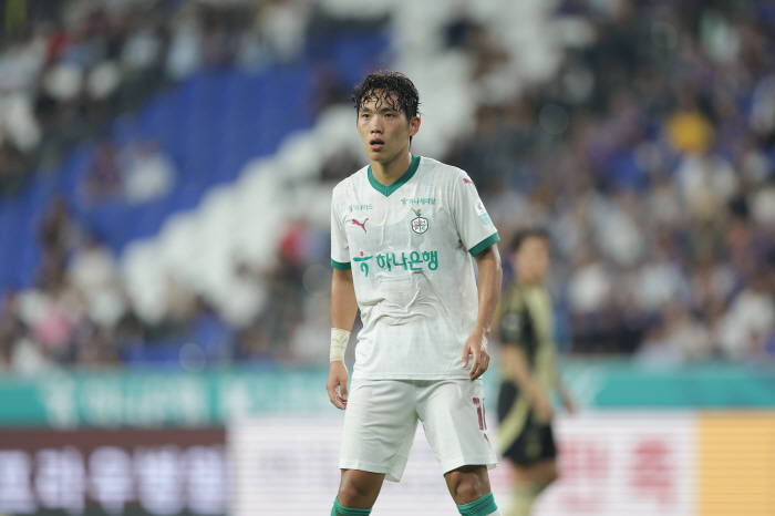 You didn't see me crying Choosing a U-turn Daejeon → One Club Ulsan's Dagger, Moongle Lee Myung-jae's sincerity...Let's go to the World Cup. Let's go back to the beginning