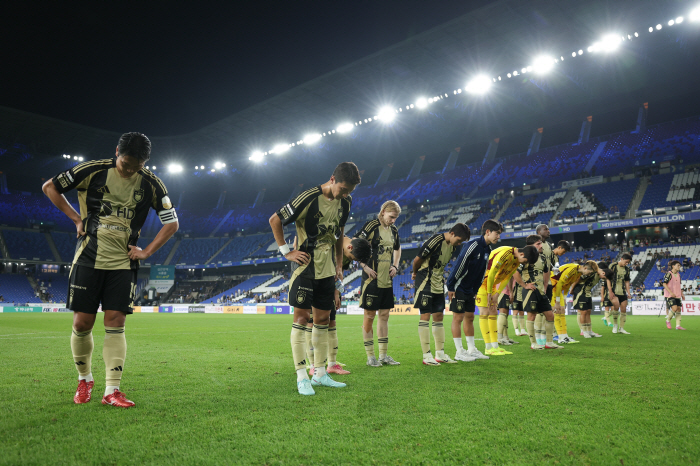 You didn't see me crying Choosing a U-turn Daejeon → One Club Ulsan's Dagger, Moongle Lee Myung-jae's sincerity...Let's go to the World Cup. Let's go back to the beginning
