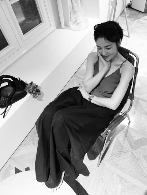  Song Hye-kyo and sleeveless T-shirt are so beautiful…Even the actresses are amazed