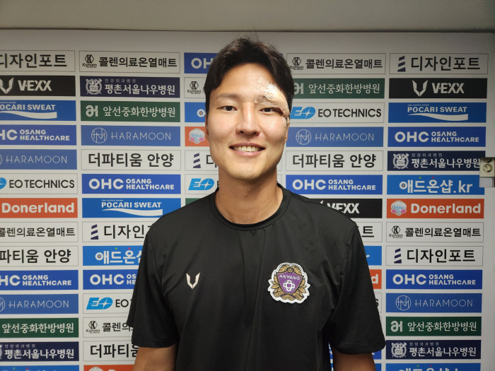 Thank you so much… This is the national team class, FC Anyang Kwon Kyung-won joined after memorizing all his colleagues' names → Injuries from the first game