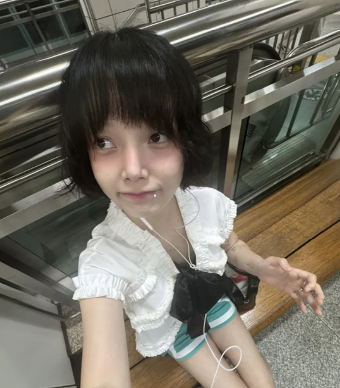 Jimin from AOA Travels the Subway Alone...Did no one recognize me