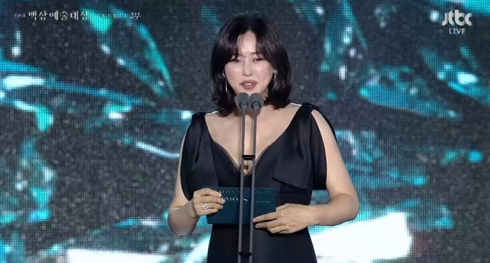 Lee Ha-nee manages her diet thoroughly even in her second pregnancy...There's a reason why my stomach is bulging
