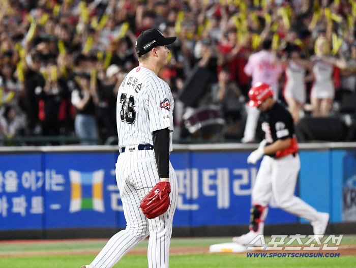 Oh Sun-woo, Kia's hit product of the year, split it in the middle of Sajik Stadium! The first double-digit home run since debut → The match is at square one 