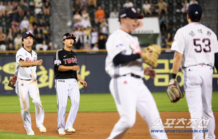  Lee Yoochan, the equalizer, deleted