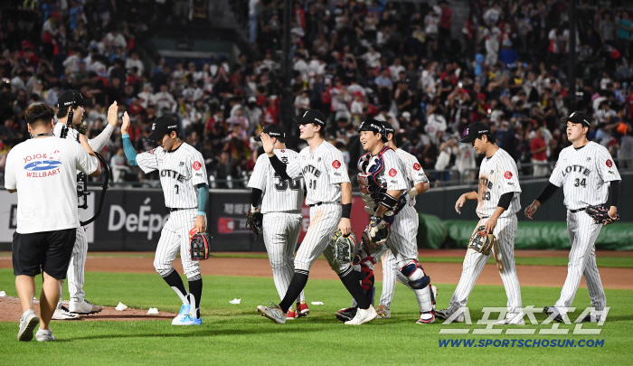  Lotte wins 7-4 over KIA