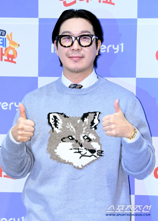 HaHa Claps Back at Yoo Jae-seok’s Harsh Critique on ‘Hangout With Yoo’